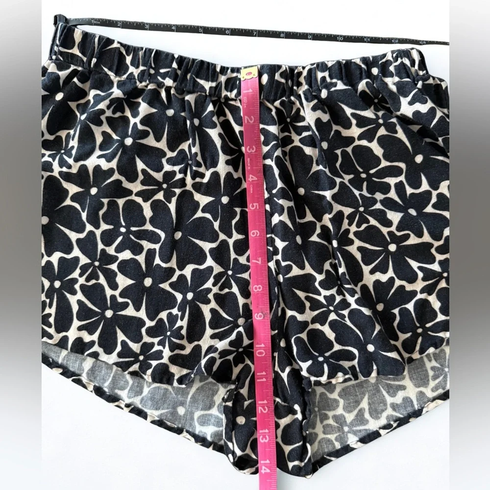 KITTY AND VIBE Floral Black and Cream Women's Linen Shorts - Picture 3 of 6